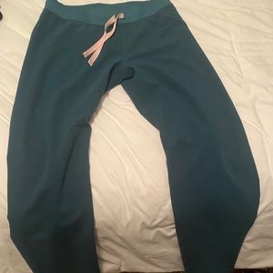NWOT Caribbean Blue Figs Livingston Scrub Pant